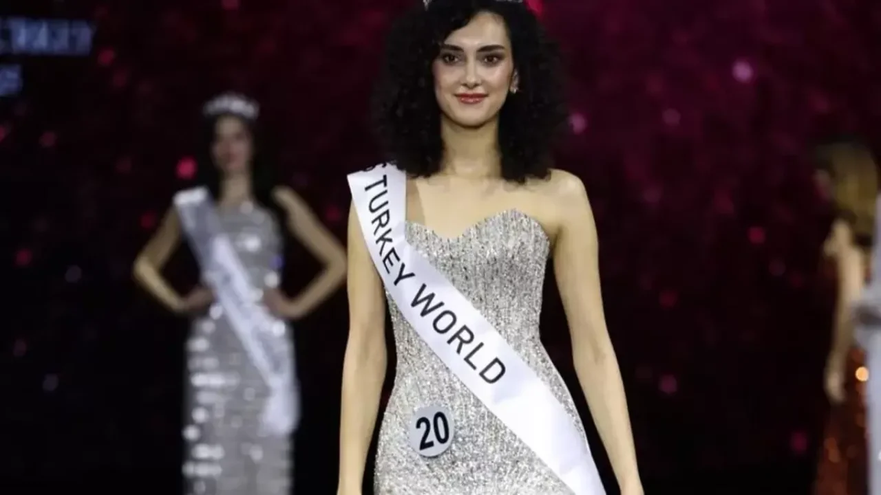 Miss Turkey 2025 Güzellik Kraliçesi Sıla Saraydemir Oldu!