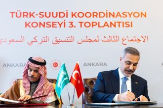 Turkiye-ile-Suudi-Arabistan-Arasinda-Vize-Muafiyeti-Anlasmasi-Imzalandi