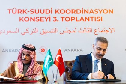 Turkiye-ile-Suudi-Arabistan-Arasinda-Vize-Muafiyeti-Anlasmasi-Imzalandi