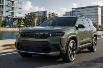 Yeni Jeep Compass Hibrit ve Elektrikli Olarak Tanıtıldı